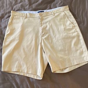 Coastal Cotton Performance Shorts 7.5”